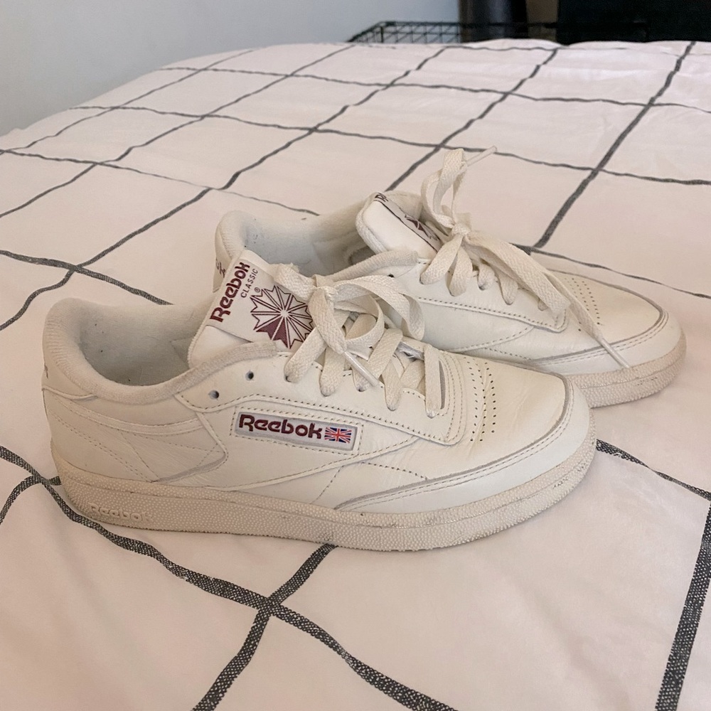 Reebok Club Cs size 7.5